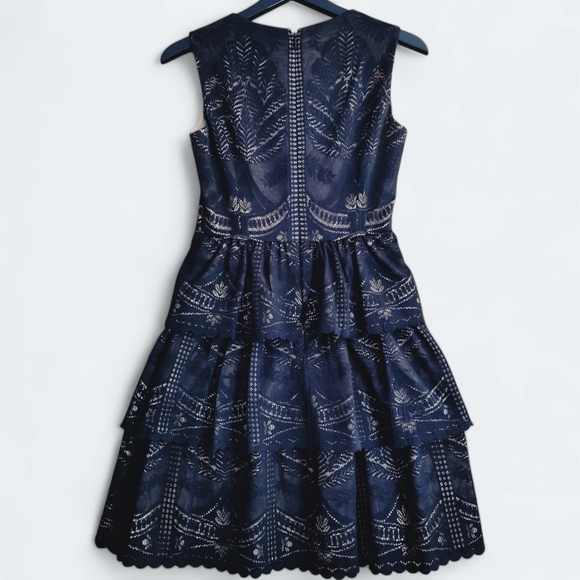 BCBGMaxazria Scarlett Tiered Dress Womens Size 2 - Picture 8 of 12